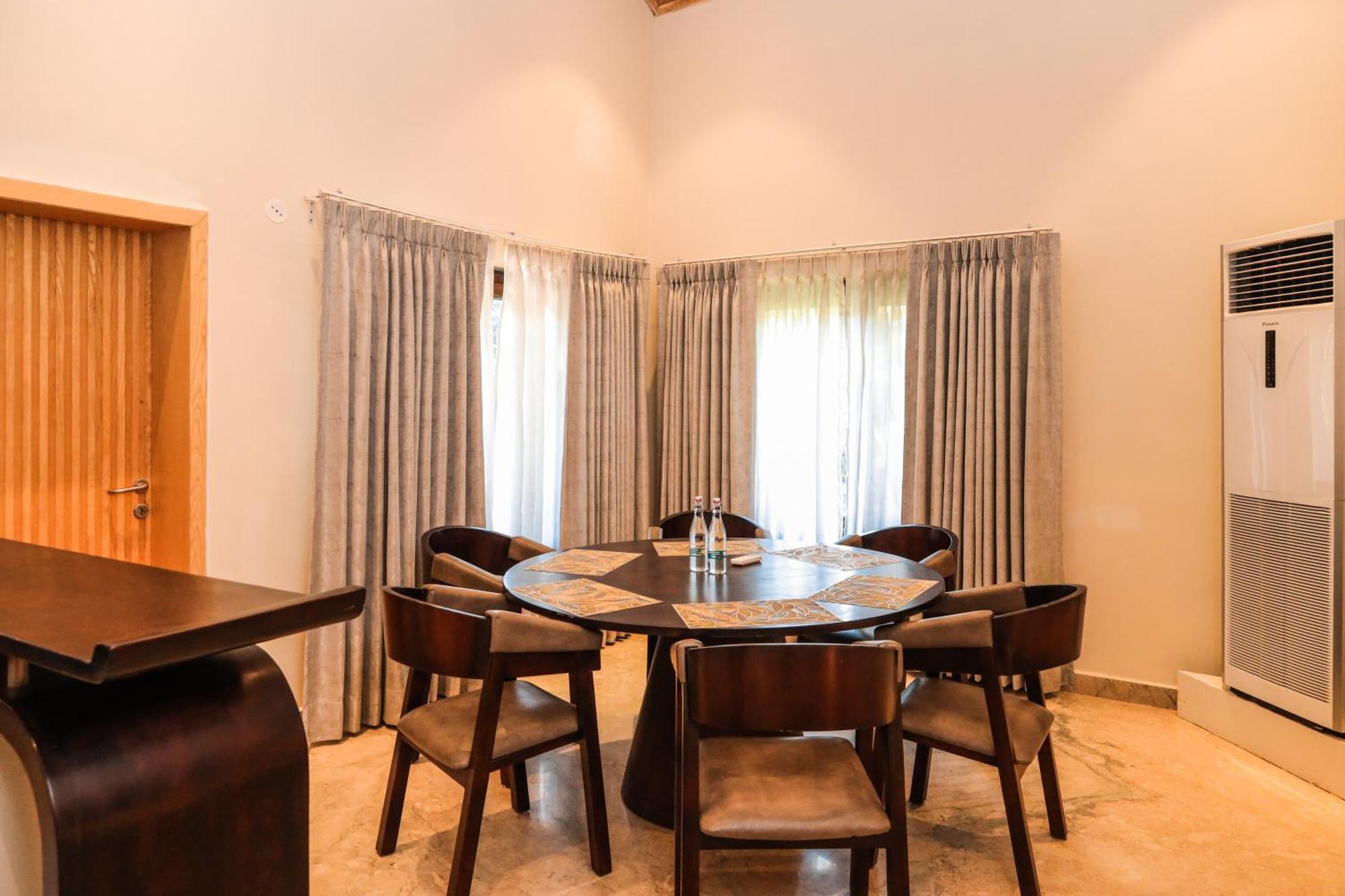 Ananta Spa & Resort Jaipur Luaran gambar