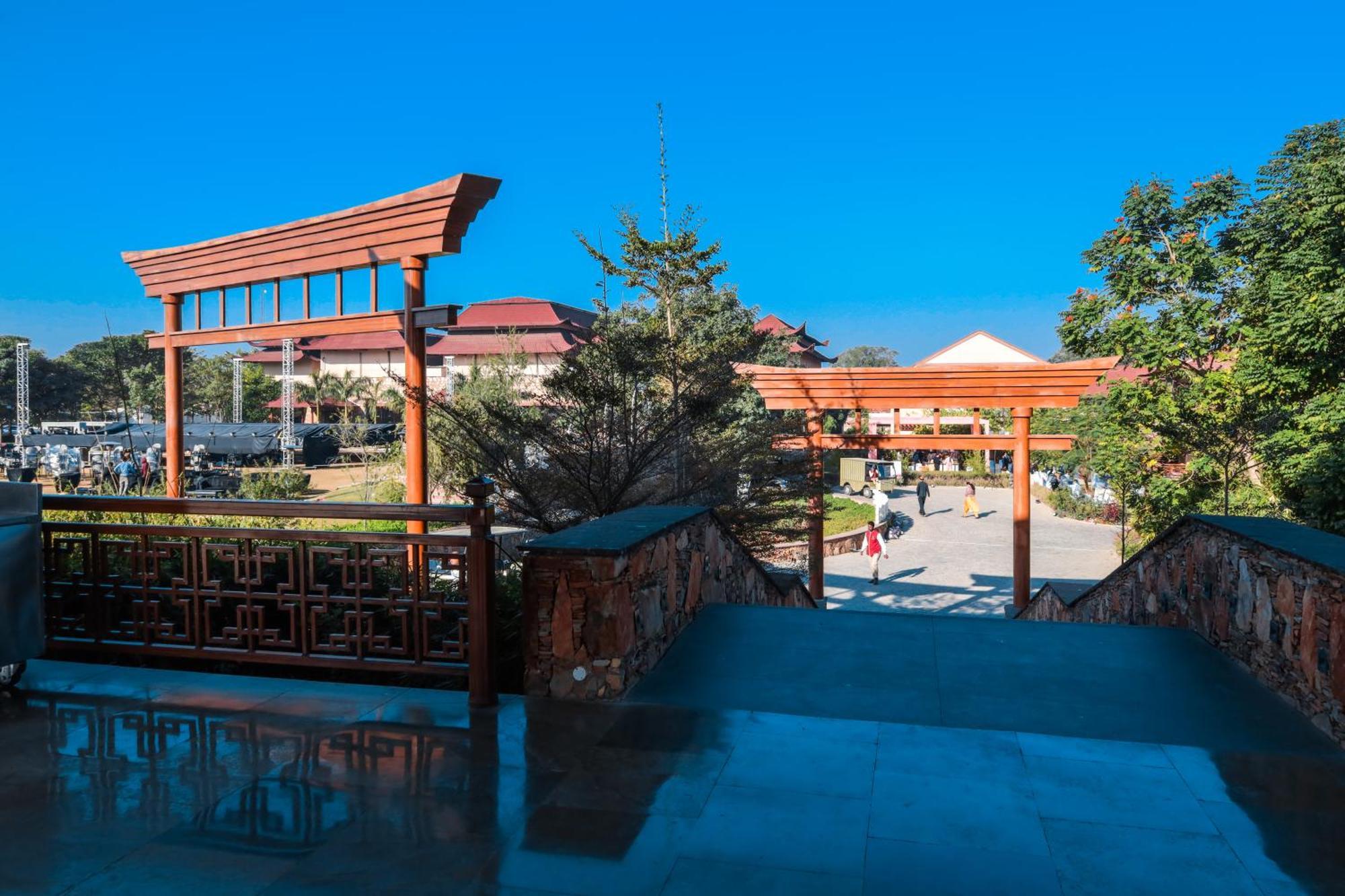 Ananta Spa & Resort Jaipur Luaran gambar