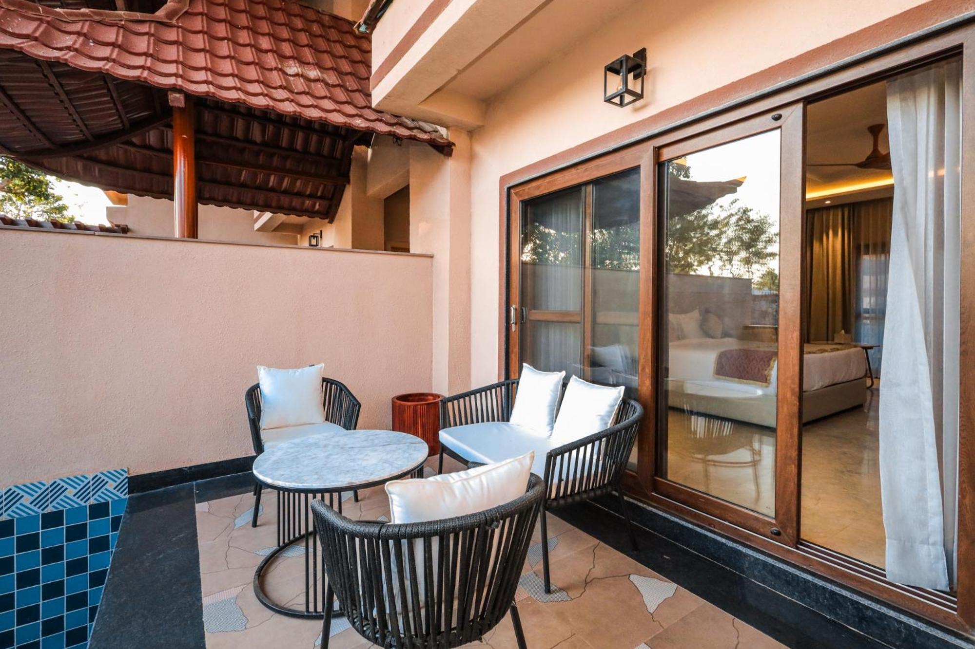 Ananta Spa & Resort Jaipur Luaran gambar